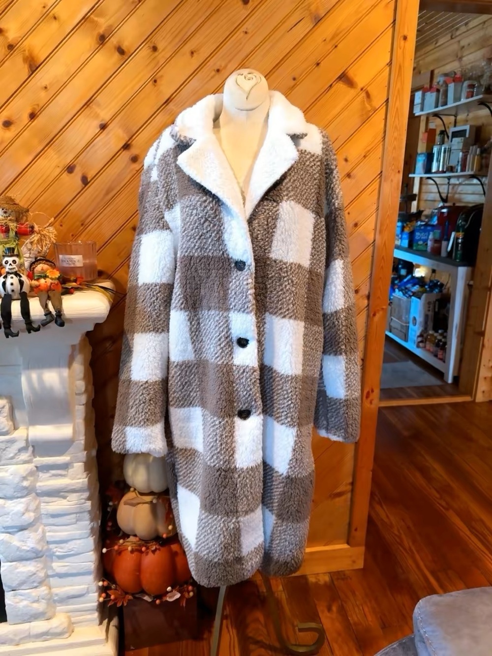 SHEIN SXY NWT Buffalo Plaid Sherpa Teddy Coat Small Longline Brown Cream